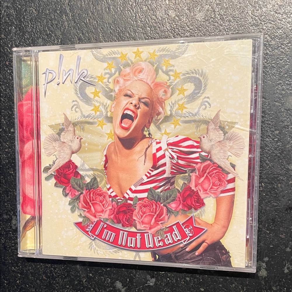 P!nk, "I'm Not Dead," 2006 LaFace Records Music CD (Clean Version?)
